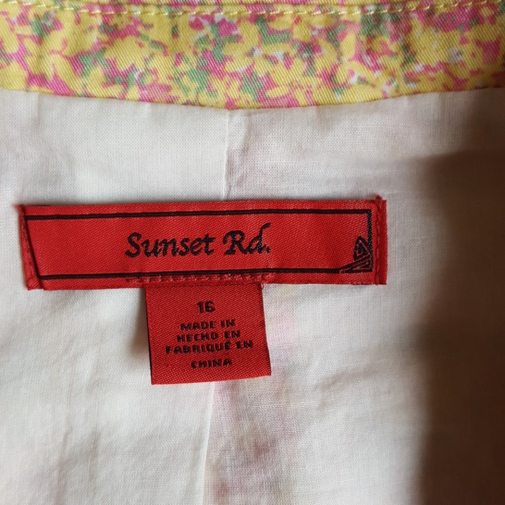 Sunset Rd Blazer - Picture 7 of 8
